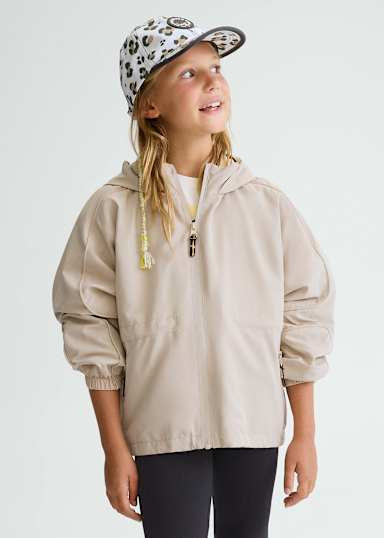 Windbreaker Sand-Mayoral-Fritz and Gigi