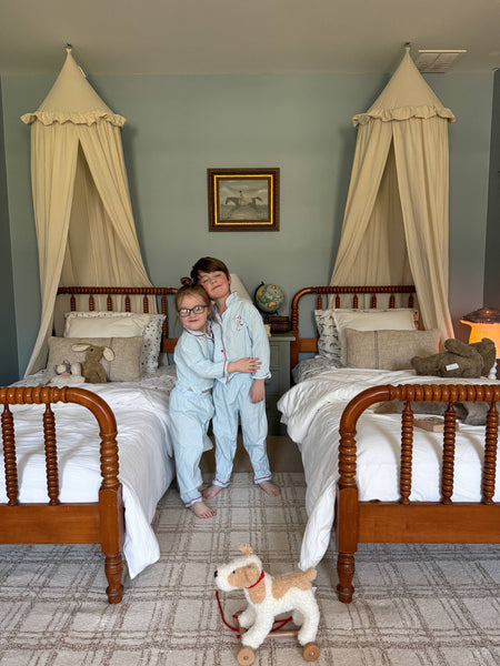 Pull-Along Eliot-Egmont-Fritz and Gigi